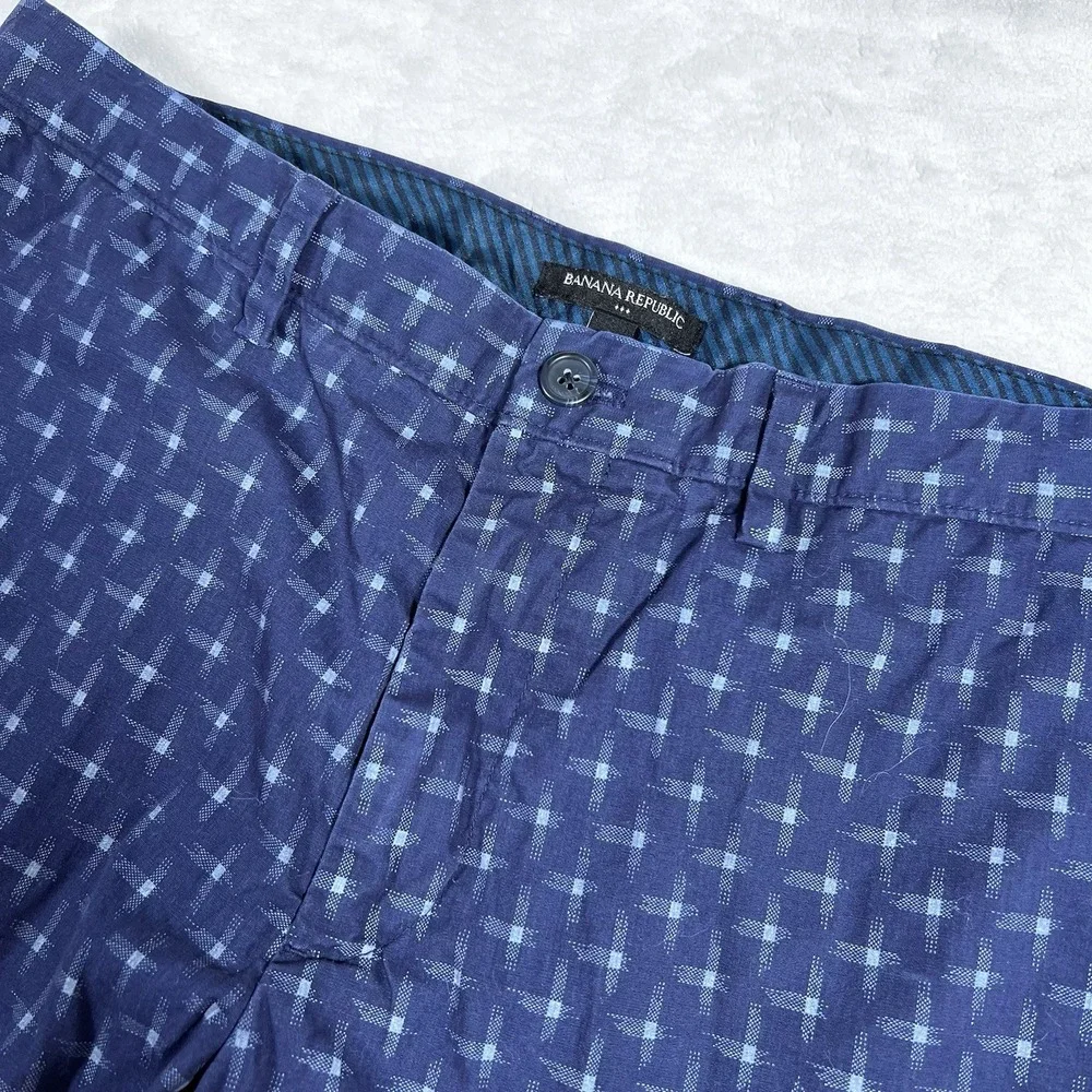 Banana Republic Shorts Mens 34 Blue Plaid Cross Pattern Chino‎ Preppy
